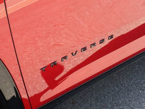 New 2026 Chevrolet Traverse RS AWD/4WD image 12