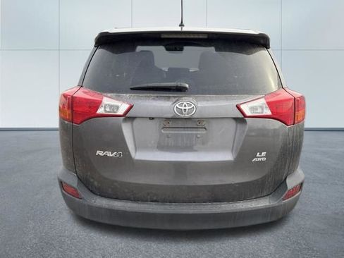 Used 2013 Toyota RAV4 LE image 3