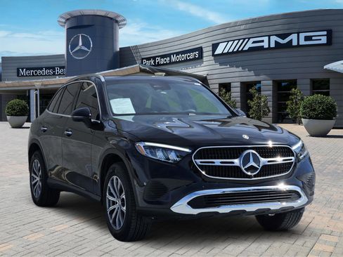Certified 2025 Mercedes-Benz GLC 300 image 2