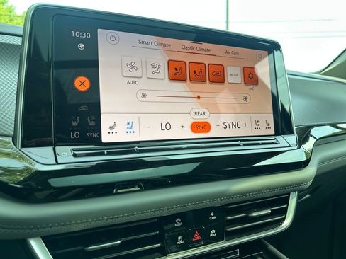 New 2026 Volkswagen Atlas Peak Edition AWD/4WD image 16