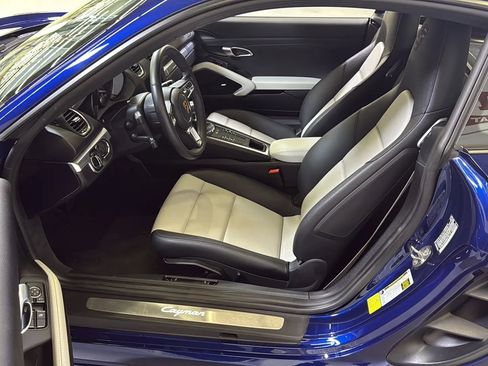 Used 2024 Porsche 718 Cayman image 19