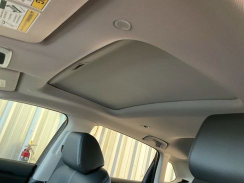 New 2026 Honda HR-V EX-L image 7