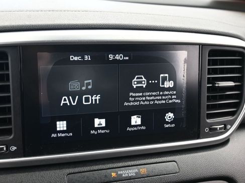 Used 2020 Kia Sportage LX image 19