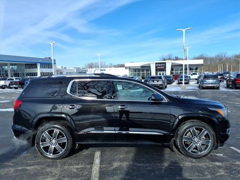 Used 2018 GMC Acadia Denali w/ Technology Package image 8