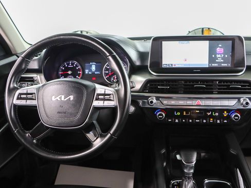 Used 2022 Kia Telluride LX AWD/4WD image 17