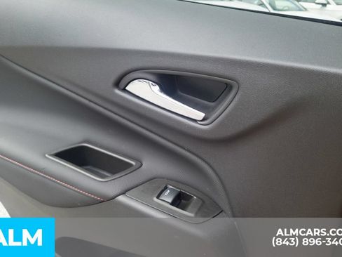 Used 2024 Chevrolet Equinox RS w/ LPO, Floor Liner Package FWD image 24