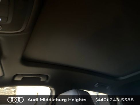 Used 2025 Audi Q3 2.0T Premium w/ Convenience Plus Package AWD/4WD image 24