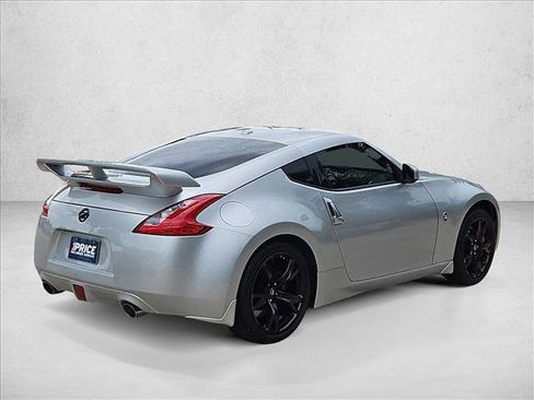 Used 2013 Nissan 370Z Touring w/ Sport Pkg RWD image 5