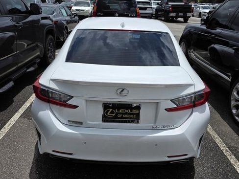 Used 2016 Lexus RC 200t RWD image 3