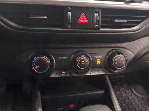 Used 2023 Kia Forte LXS image 18