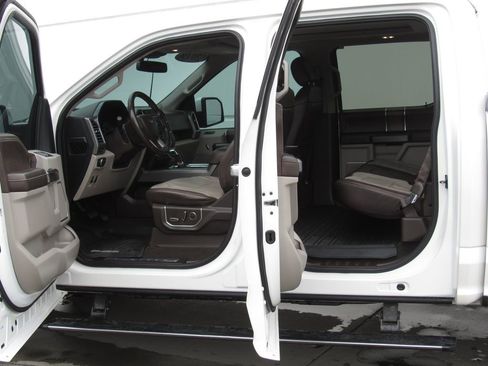 Used 2019 Ford F150 Limited AWD/4WD image 16