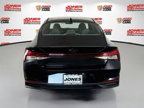 Used 2023 Hyundai Elantra SEL w/ Convenience Package FWD image 14