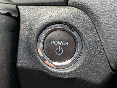 Used 2023 Toyota RAV4 XLE Premium image 30