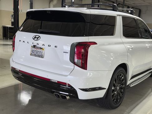 Used 2025 Hyundai Palisade Calligraphy image 12