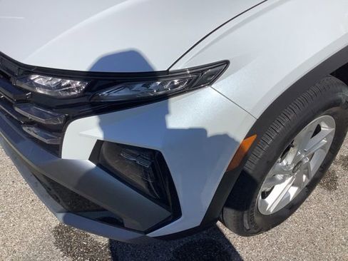 Used 2025 Hyundai Tucson SE image 26