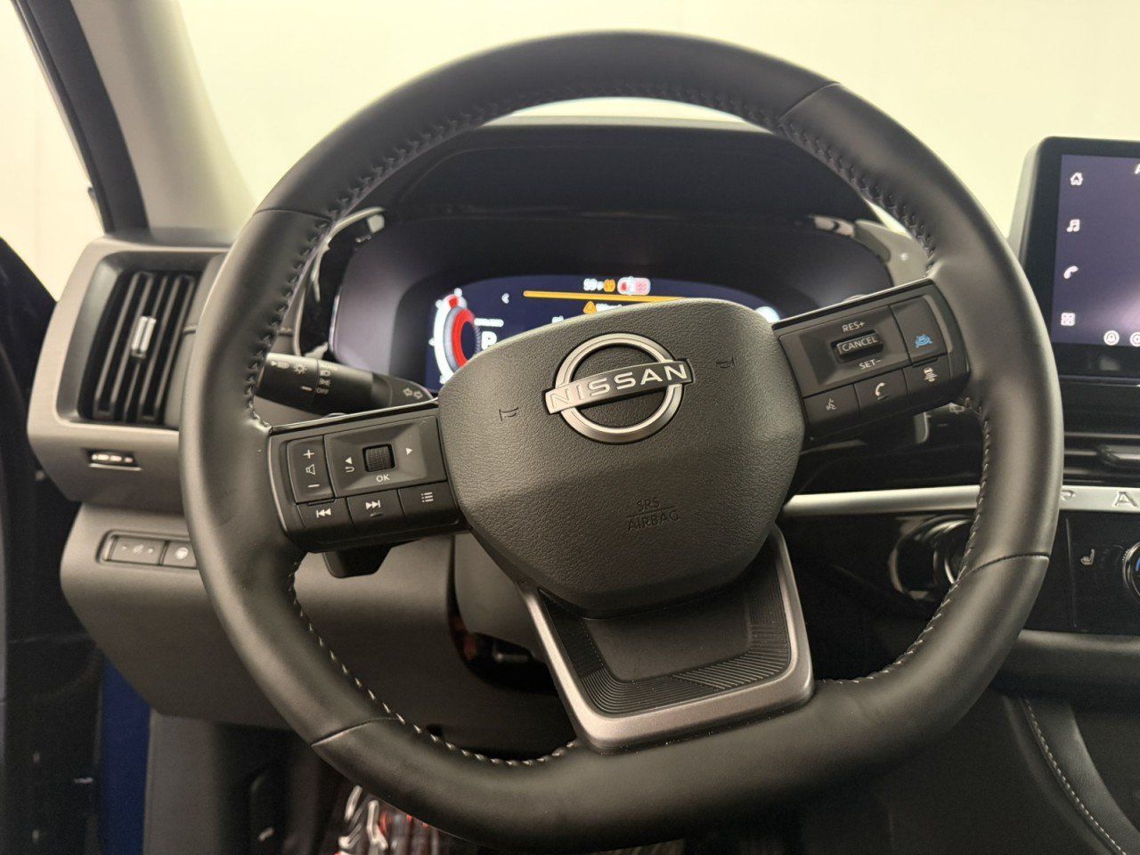 Used 2026 Nissan Pathfinder SL AWD/4WD image 21