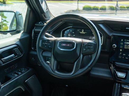 Used 2025 GMC Sierra 1500 AT4X w/ AT4X AEV Edition AWD/4WD image 20
