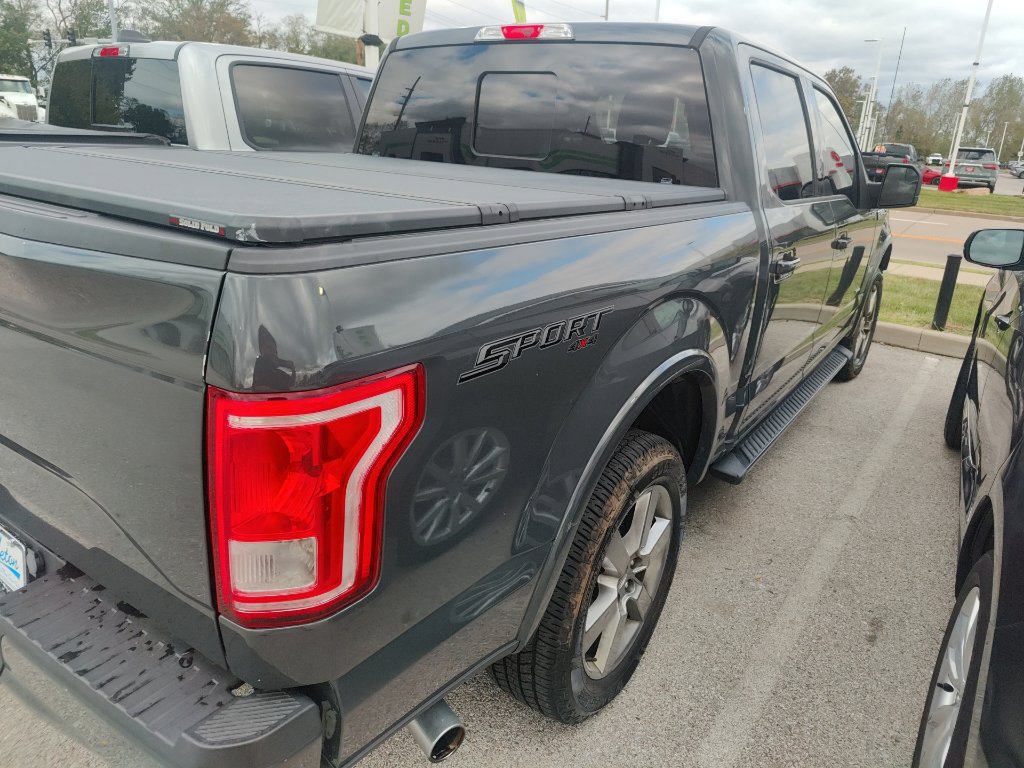 Used 2016 Ford F150 XLT w/ Equipment Group 302A Luxury AWD/4WD image 18