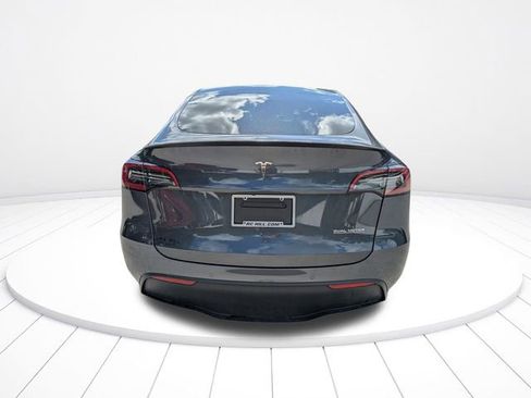 Used 2022 Tesla Model Y Performance AWD/4WD image 5