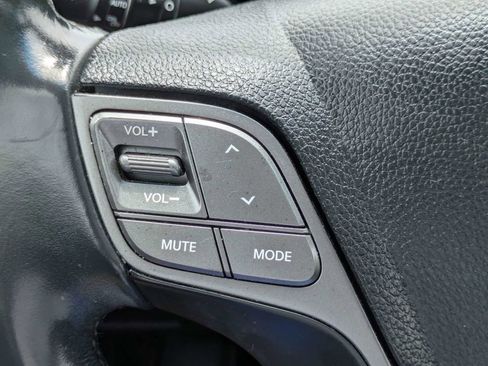 Used 2019 Hyundai Santa Fe XL FWD image 27