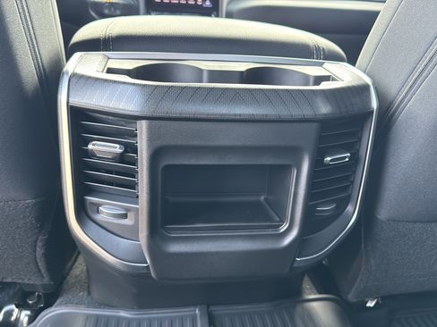 New 2025 RAM 2500 Big Horn AWD/4WD image 15