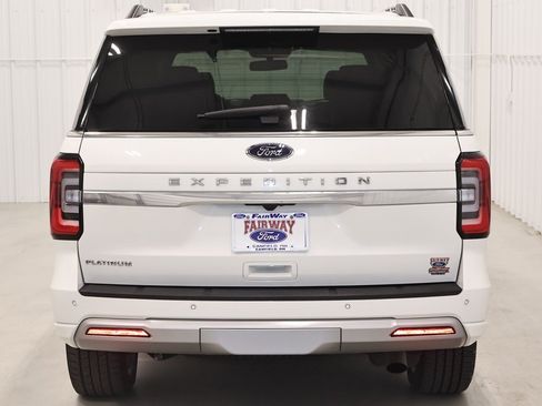 Certified 2024 Ford Expedition Platinum image 9