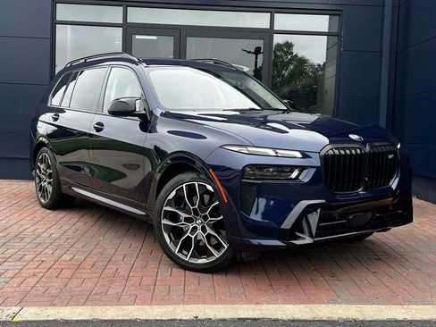 Used 2024 BMW X7 M60i w/ Executive Package AWD/4WD image 7