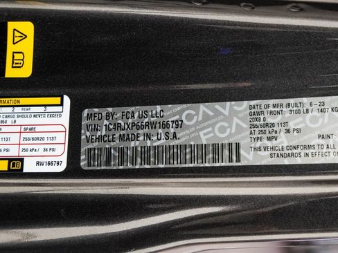 Used 2024 Jeep Wrangler Unlimited Sahara w/ Technology Group AWD/4WD image 46