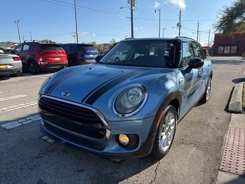 Used 2017 MINI Cooper Clubman image 4