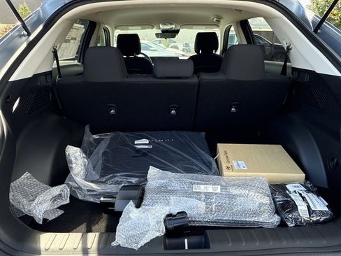 New 2025 Hyundai Ioniq 5 SE image 25