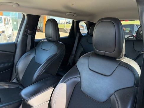 Used 2020 Jeep Cherokee Latitude Plus w/ Cold Weather Group image 55