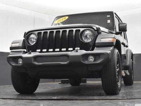Used 2018 Jeep Wrangler Unlimited Sport AWD/4WD image 25