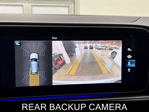 Used 2020 Mercedes-Benz GLE 450 4MATIC w/ MBUX Technology Package image 39
