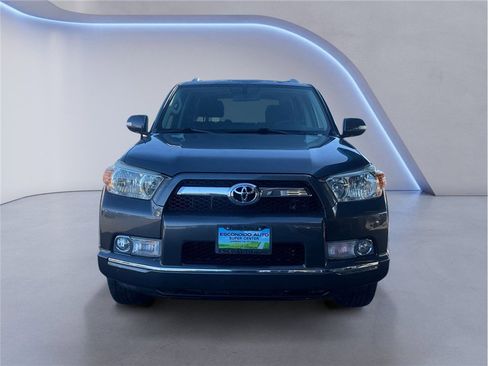 Used 2013 Toyota 4Runner SR5 image 2