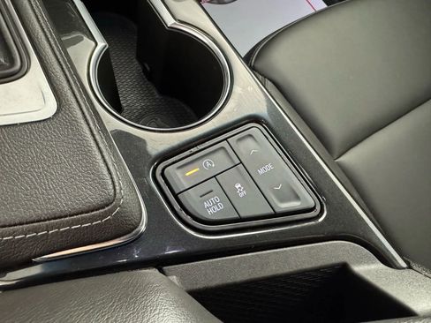 Used 2022 Cadillac CT4 Luxury w/ Sun And Sound Package image 24