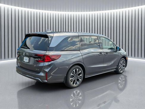 New 2026 Honda Odyssey Elite image 5