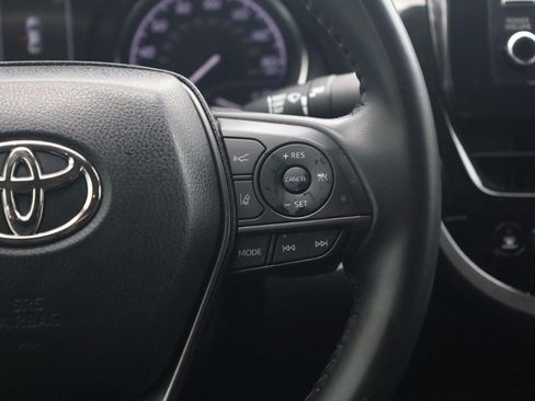 Used 2023 Toyota Camry SE FWD image 8