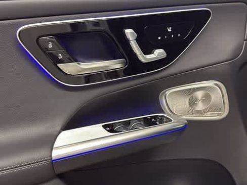 Certified 2026 Mercedes-Benz GLC 300 4MATIC image 15