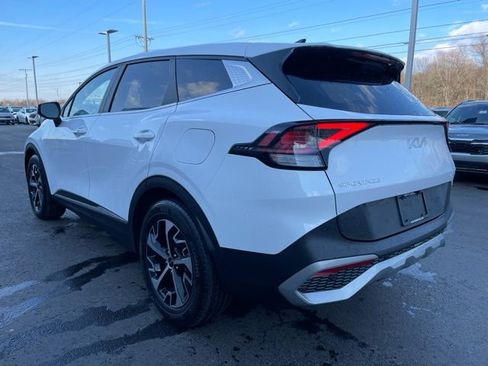 Certified 2023 Kia Sportage EX image 3