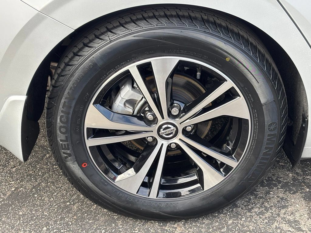 Certified 2023 Nissan Sentra SV w/ All-Weather Package FWD image 34