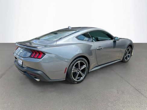 Used 2025 Ford Mustang Premium RWD image 4