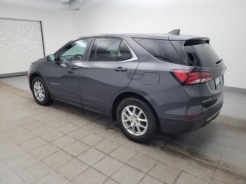 Used 2023 Chevrolet Equinox LT image 3