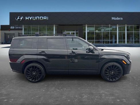 Used 2025 Hyundai Santa Fe Calligraphy image 4