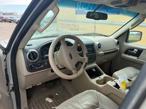 Used 2006 Ford Expedition Limited image 5