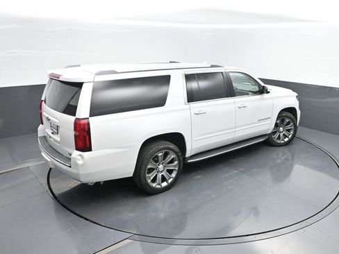 Used 2017 Chevrolet Suburban Premier image 43