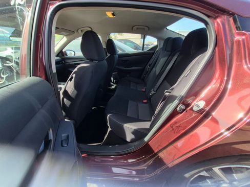 Used 2025 Nissan Sentra SV image 10