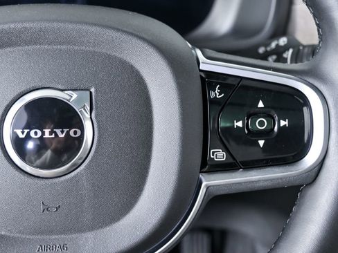 Certified 2026 Volvo XC90 B6 Plus w/ Protection Package Premier AWD/4WD image 13