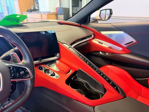 Used 2022 Chevrolet Corvette Stingray Preferred Cpe w/ Battery Protection Package image 12