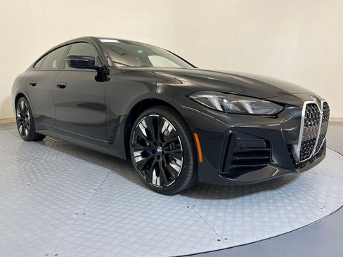 New 2026 BMW 430i xDrive w/ M Sport Package image 7