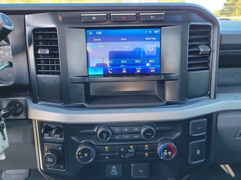 Used 2023 Ford F250 XL image 18